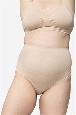 Weicher Beige high-waist Umstandsslip aus biologisch angebauten Bambusfasern - Aus model