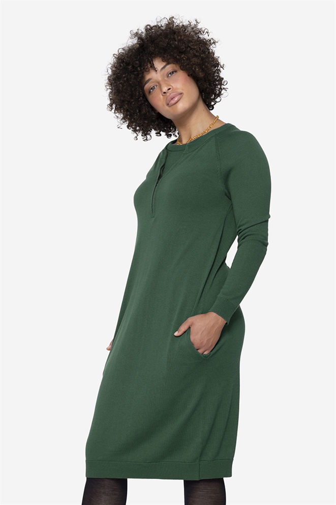 Grünes Stillkleid mit Merinowolle