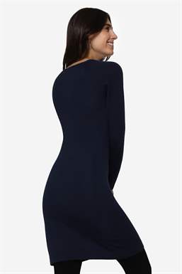 Blaues Stillkleid mit langen Ärmeln und Rundhalsausschnitt aus Merinowolle - Von hinten zu sehen